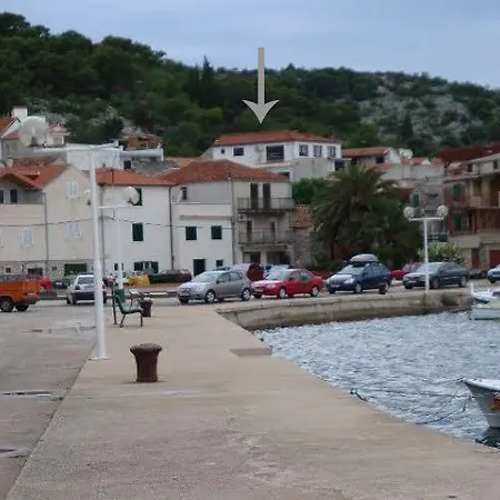 Gala Tisno